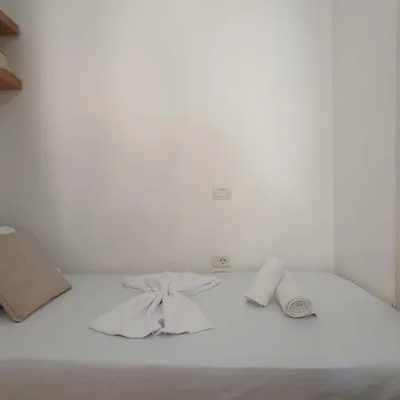 Amare - Seaside Apartment Himare
